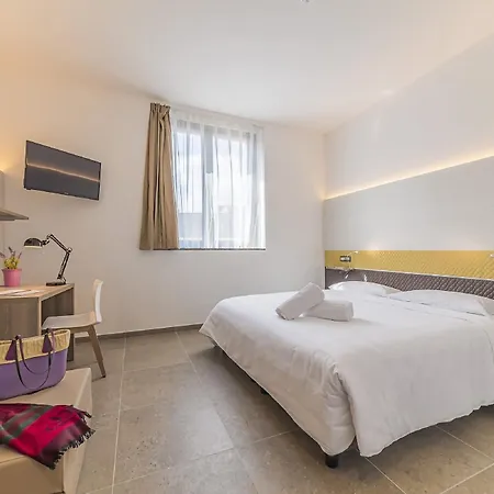 Hotel Camplus Palermo Normanni - Casa Per Ferie 3*