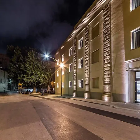 Hotel Camplus Palermo Normanni - Casa Per Ferie