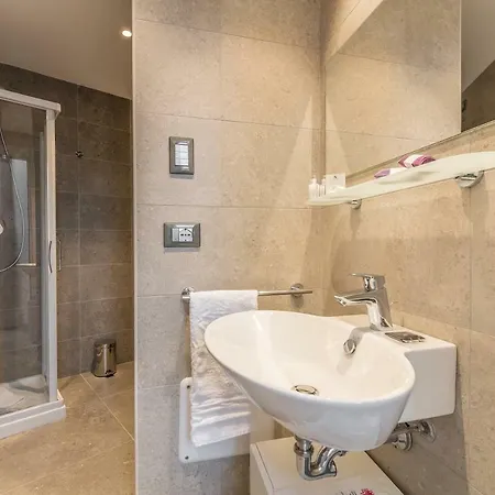 Hotel Camplus Palermo Normanni - Casa Per Ferie 3*