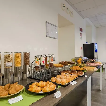 Hotel Camplus Normanni - Palermo