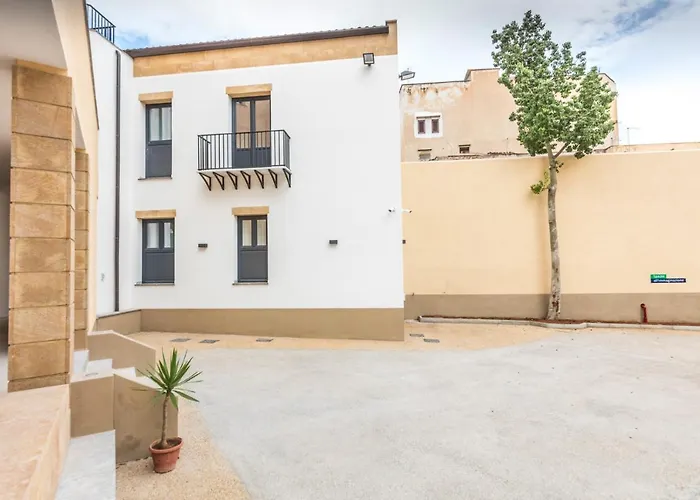 Otel Camplus Normanni - Casa Per Ferie 3*